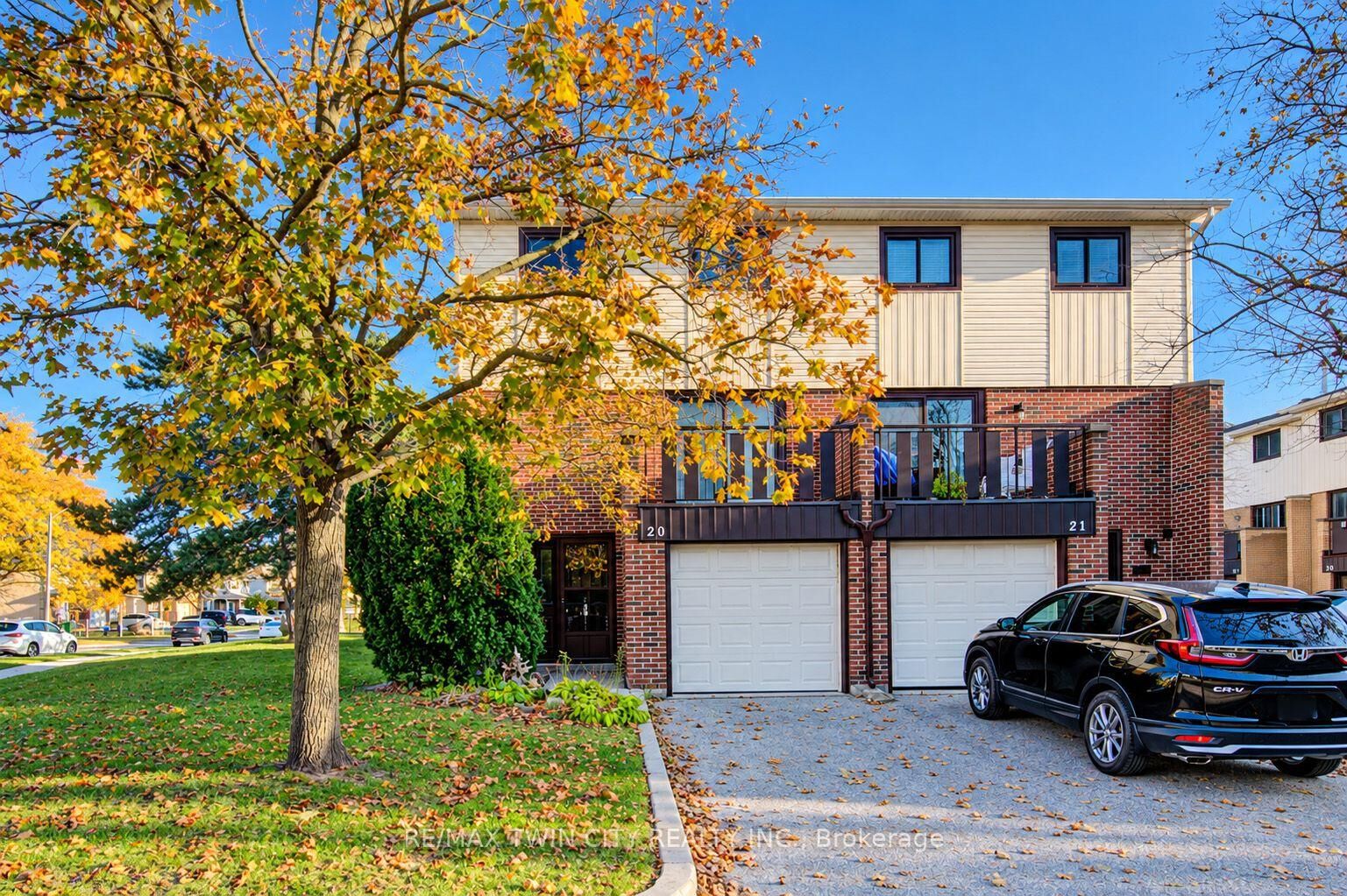 Property Photo: 187 Grulke Street 20 ON N2A 2S6