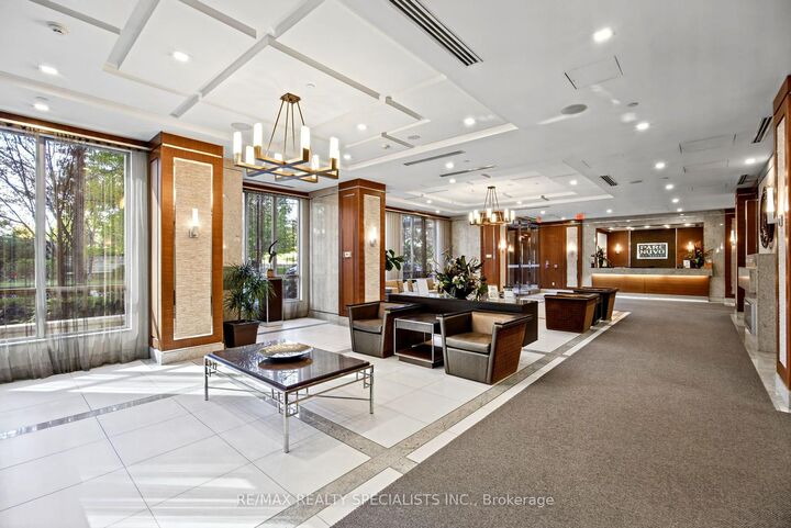Property Photo:  15 Viking Lane 1106  ON M9B 0A4 
