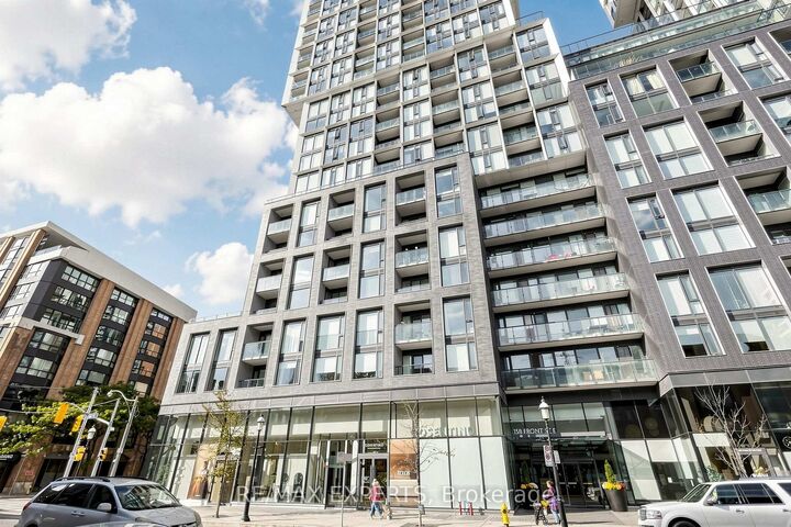 Property Photo:  158 Front Street 510  ON M5A 0K9 