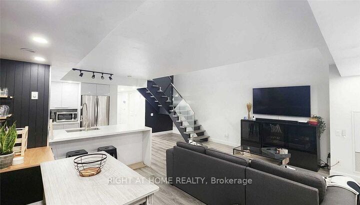 Property Photo: 1040 The Queensway Avenue 110 ON M8Z 0A7