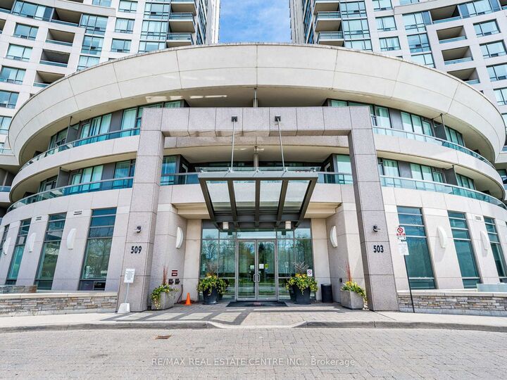 Property Photo:  509 Beecroft Road 1817  ON M2N 0A3 