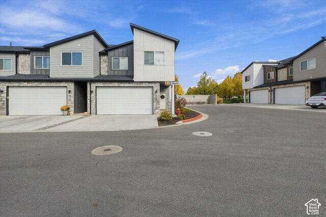 Property Photo: 415 W 25 N UT 84332