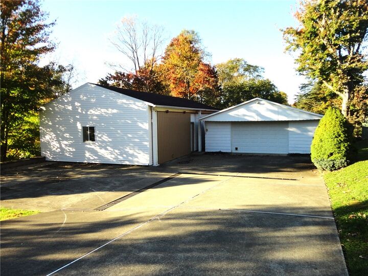 Property Photo:  178 Kaider Road  PA 15401 
