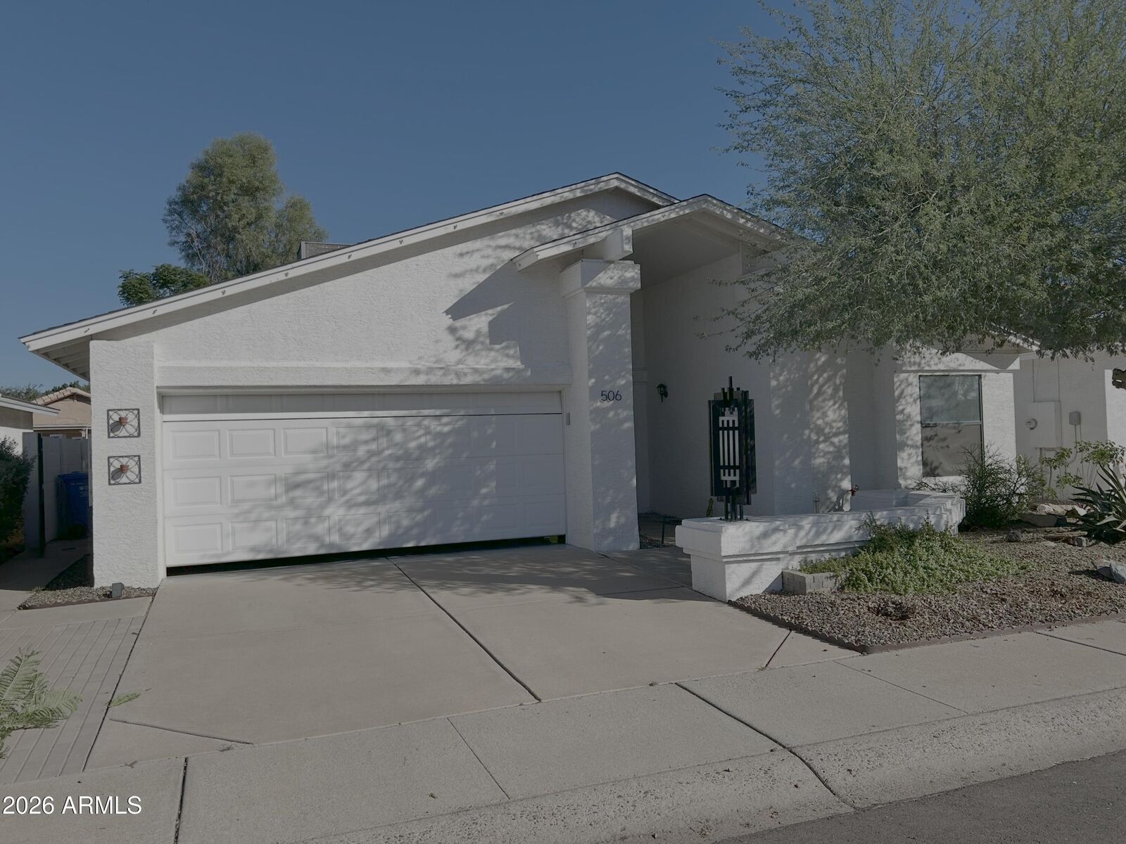 Property Photo: 506 W Fellars Drive AZ 85023