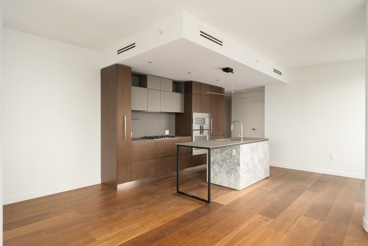 Property Photo:  1277 Hornby Street 2807  BC V6Z 0H7 