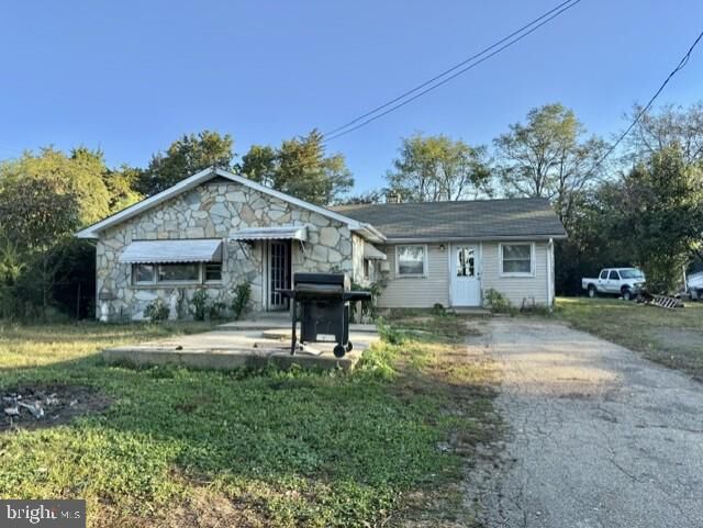 Property Photo:  140 Warrenton Road  VA 22405 