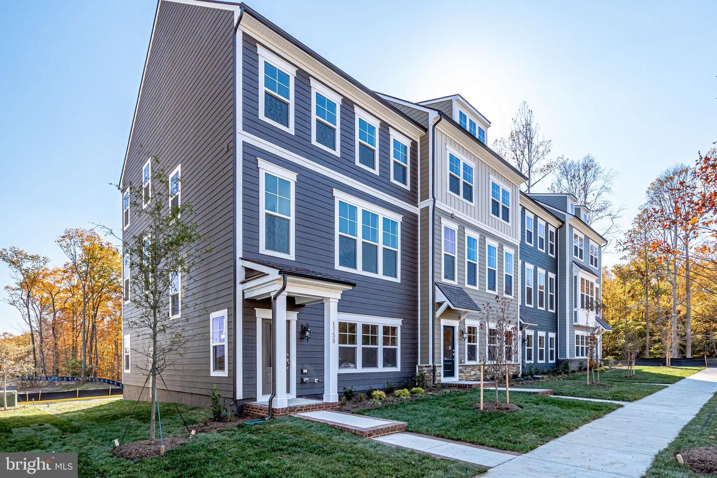 Property Photo: 1759 Autumn Maple Leaf Drive VA 22026