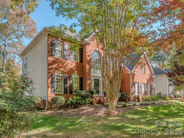 Property Photo:  136 Lockerbie Lane  NC 28115 