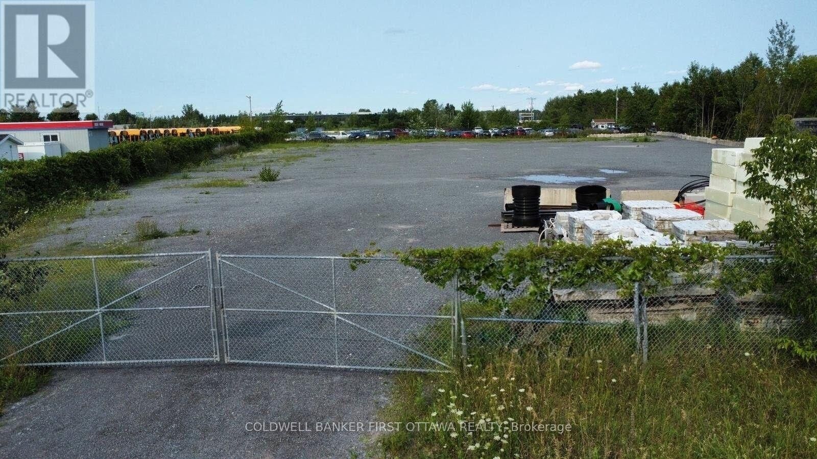 Property Photo: 86 Cardevco Road West ON K0A 1L0