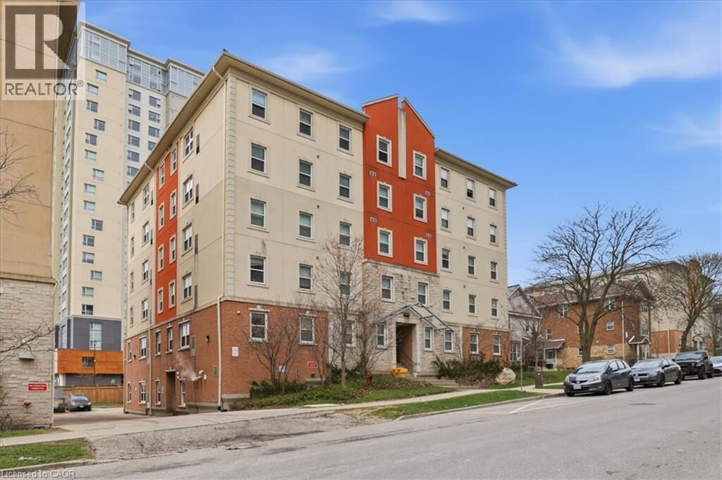Property Photo:  253 Lester Street 401  ON N2L 3W6 