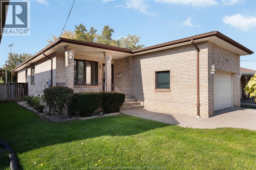 Property Photo: 2515 Clemenceau ON N8T 2P4