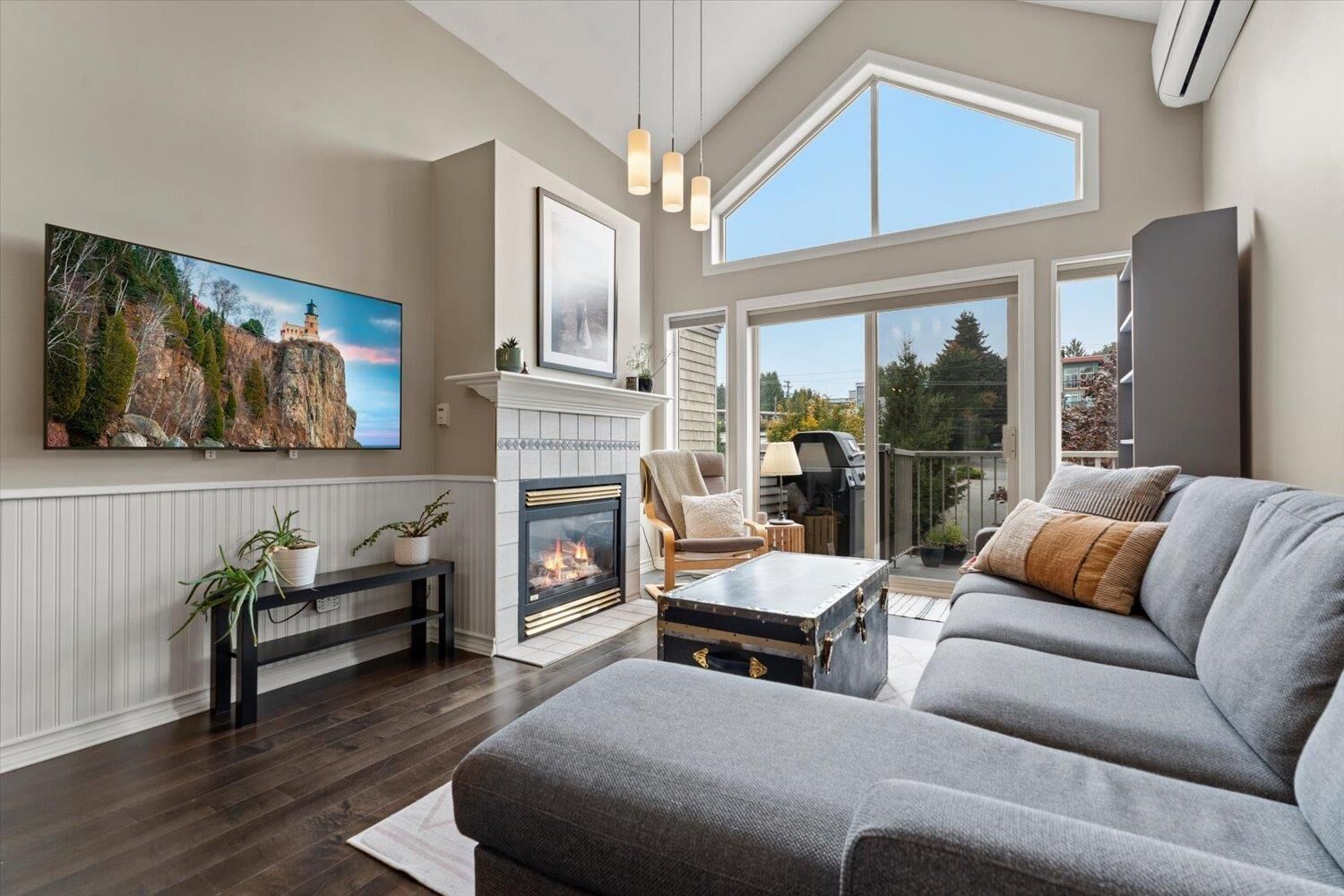 Property Photo:  33478 Roberts Avenue 417  BC V2S 8E1 