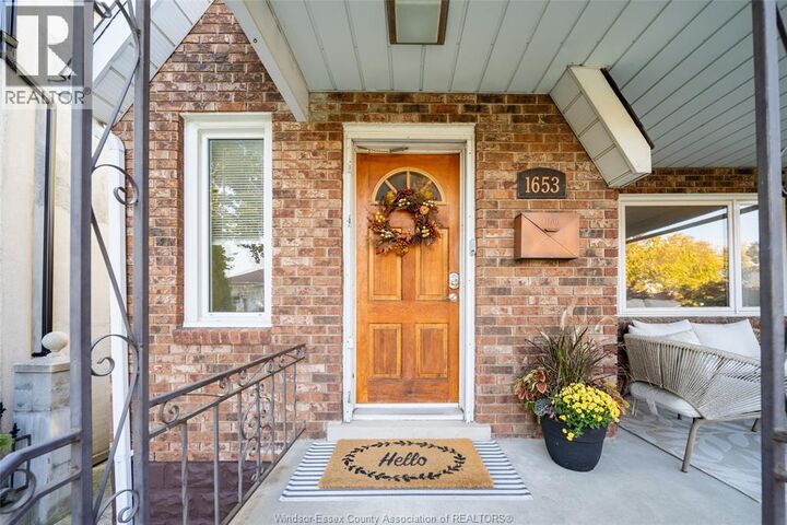 Property Photo:  1653 Pierre Avenue  ON N8X 4P7 