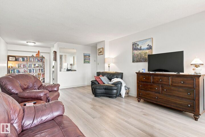Property Photo:  9835 113 Street NW 1507  AB T5K 1N4 