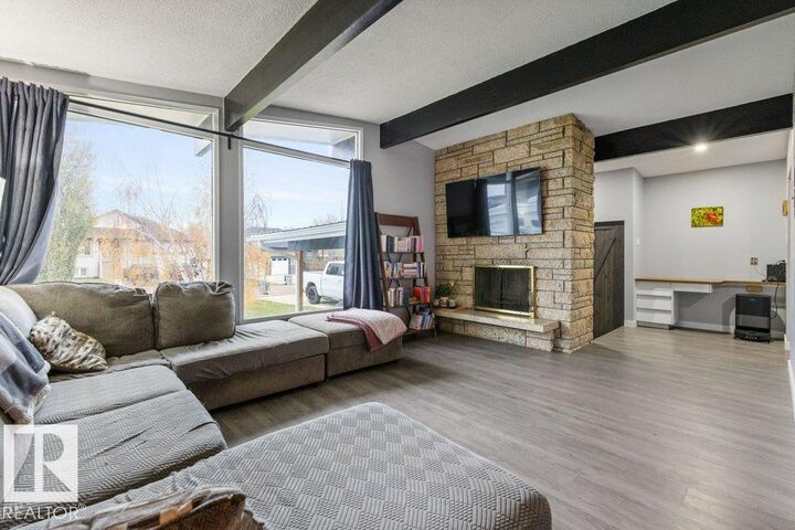 Property Photo:  5222 50 Street  AB T0C 2P0 