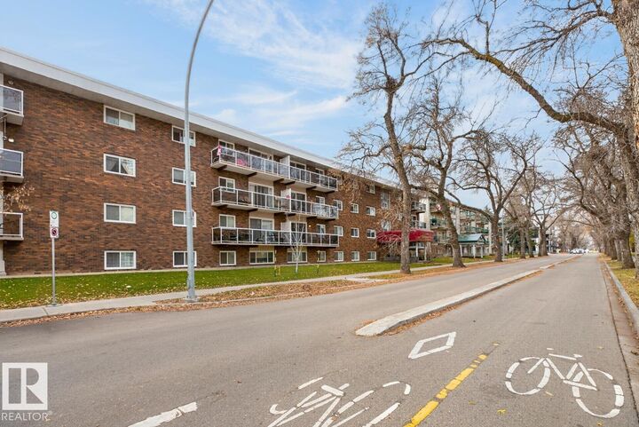 Property Photo:  9925 83 Avenue NW 402  AB T6E 2B9 