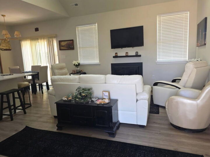 Property Photo:  3315 Sherwood Gate  VA 23310 