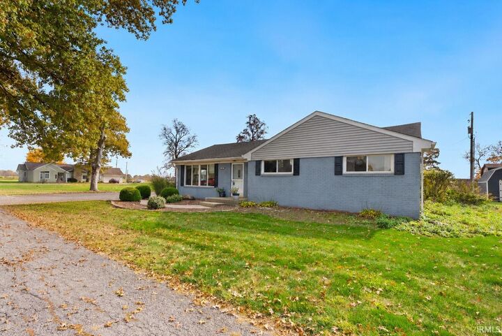 Property Photo: 14019 Old 24 IN 46774-9008