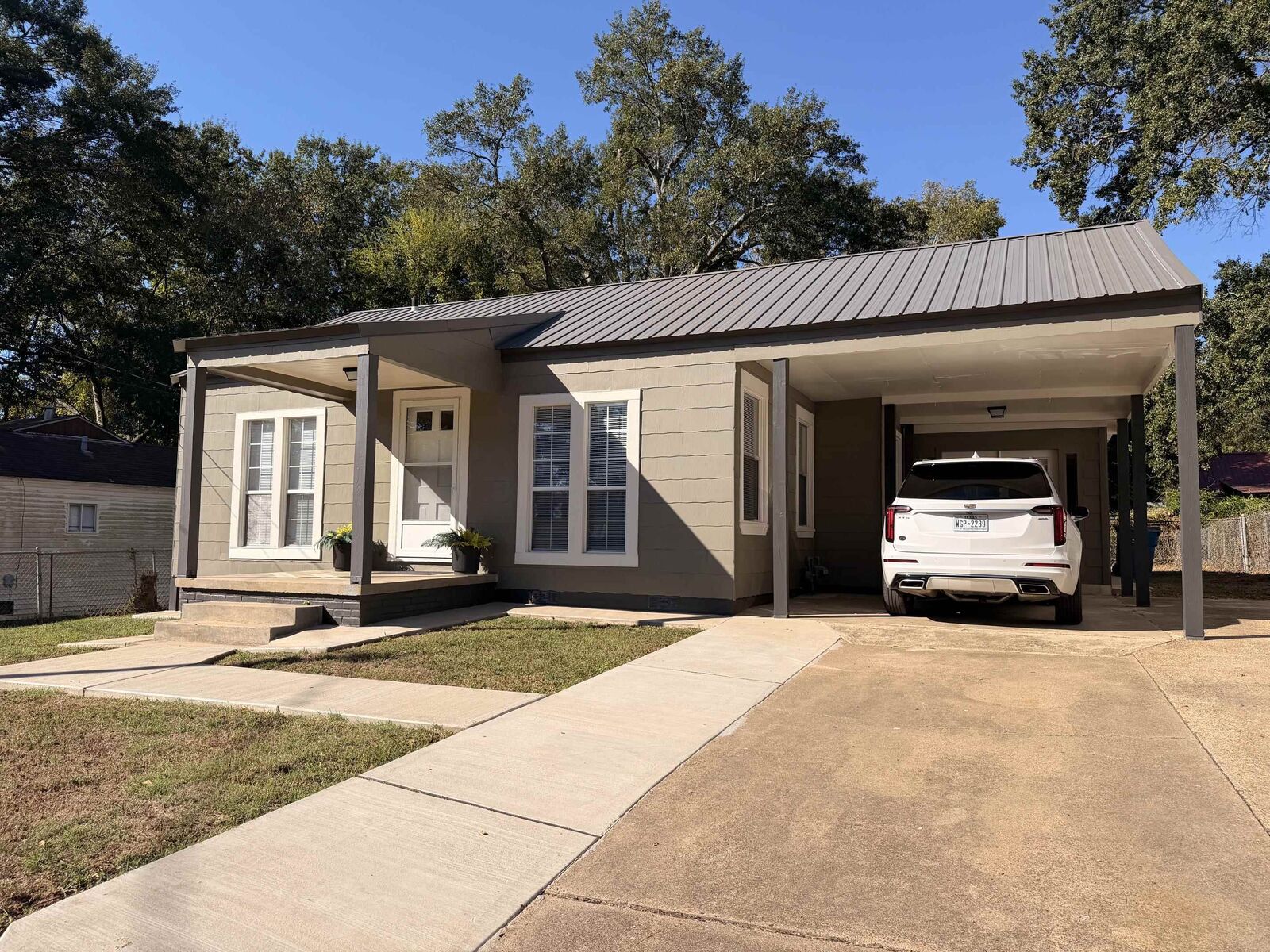 Property Photo:  1803 Brook St  TX 75670 