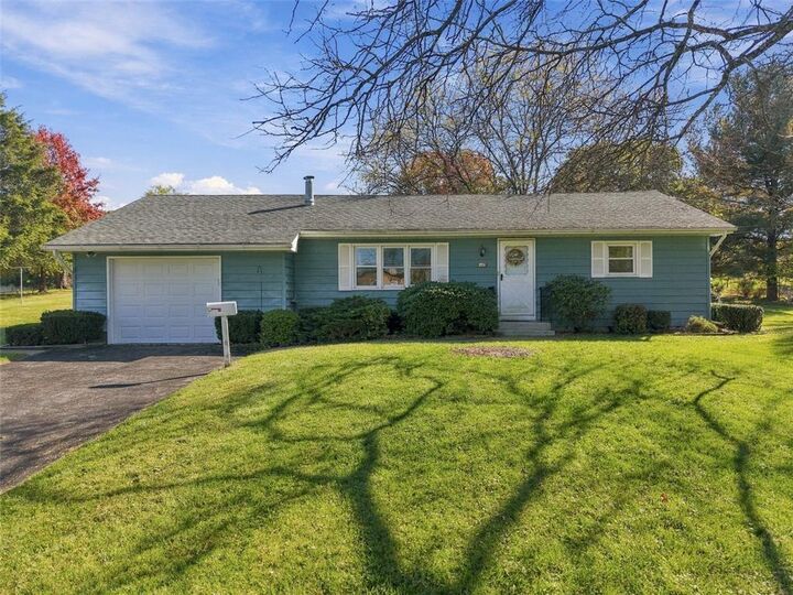 Property Photo:  431 Locust Street  PA 18036 