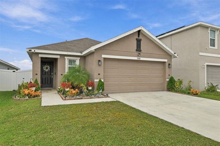Property Photo: 588 Olive Conch Street FL 33570