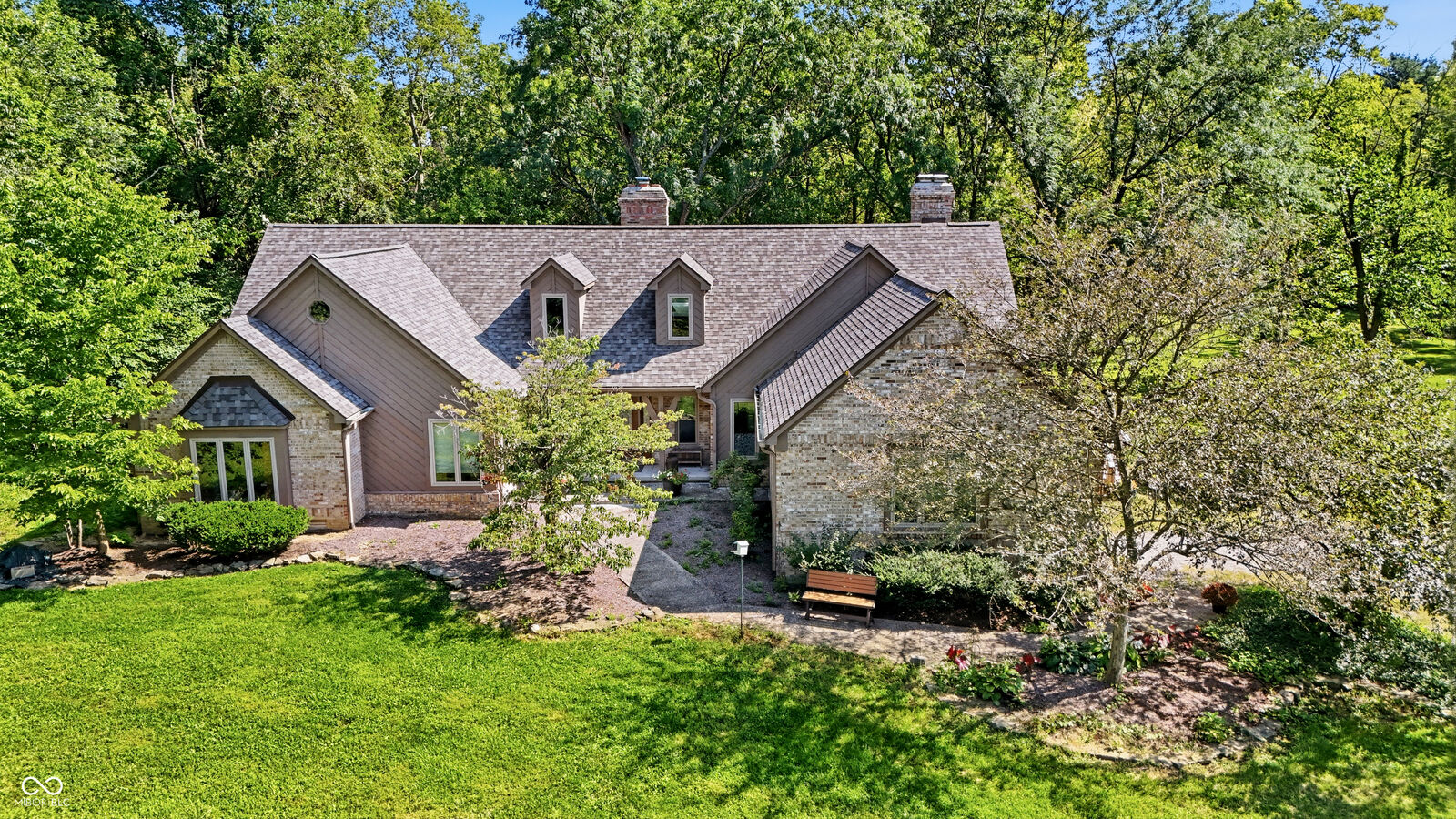 Property Photo: 732 Bakeway Court IN 46231