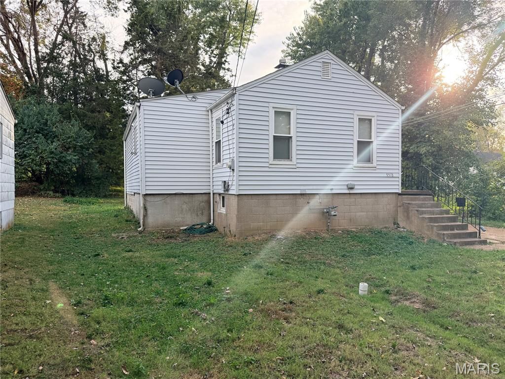 Property Photo:  9578 Breckenridge Road  MO 63114 