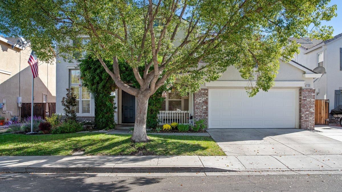 Property Photo: 1830 Geranium Way CA 95376