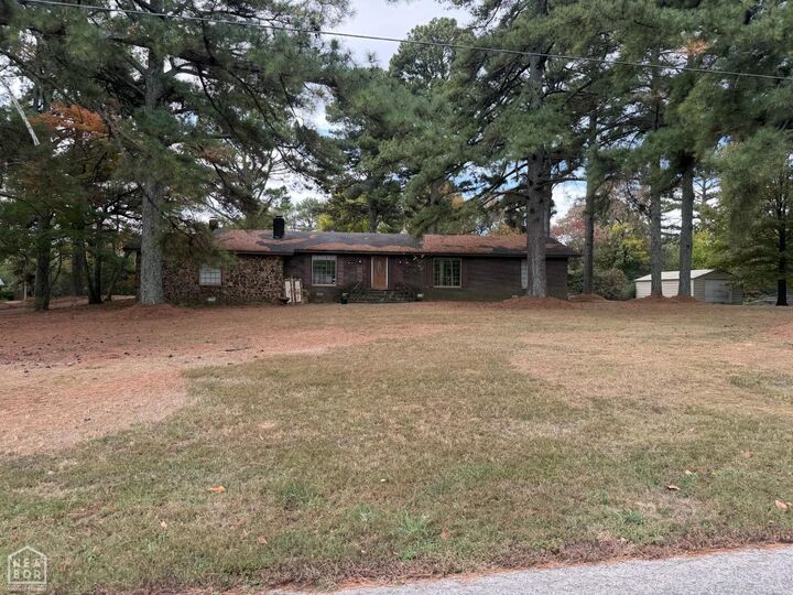 Property Photo: 1211 Bennett Drive AR 72401
