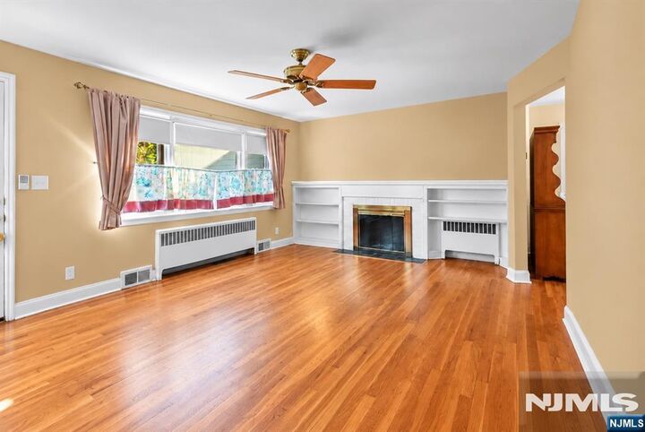 Property Photo:  165 Franklin Turnpike  NJ 07401 
