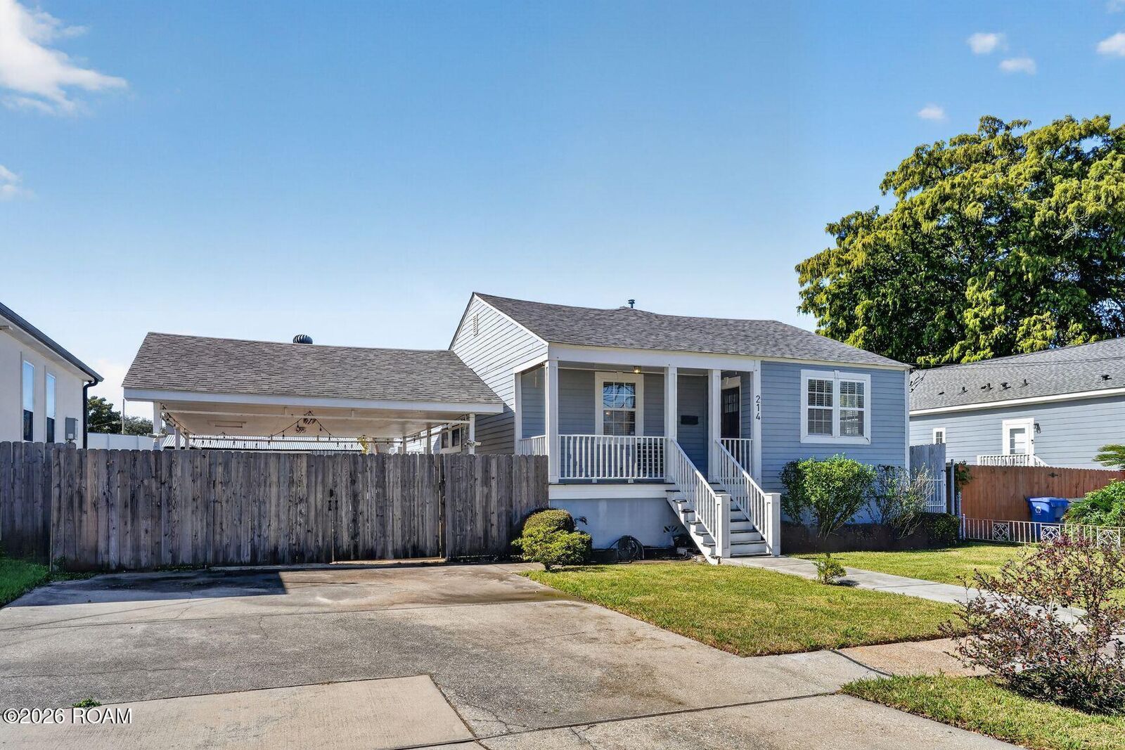 Property Photo:  214 Warrington Drive  LA 70122 