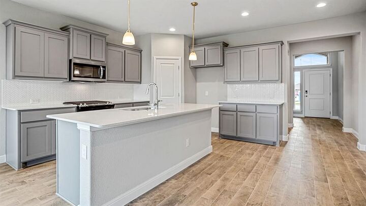 Property Photo:  1445 Canterbury Trail  TX 75115 