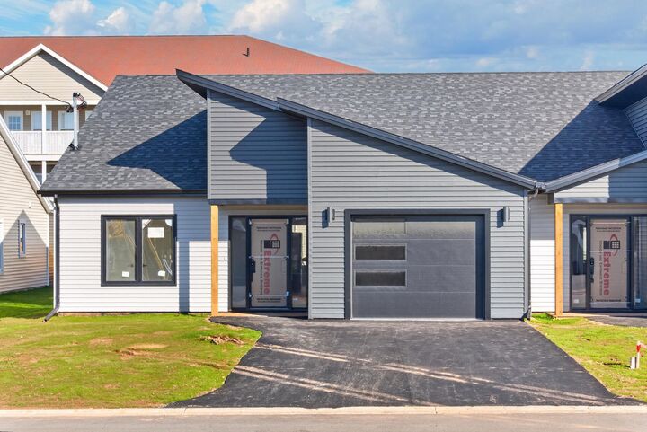 Property Photo:  177 Key Avenue  PE C1N 6G3 