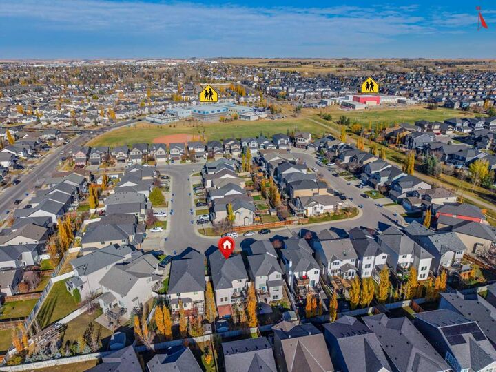 Property Photo:  322 Kingsbury View SE  AB T4A 0E7 