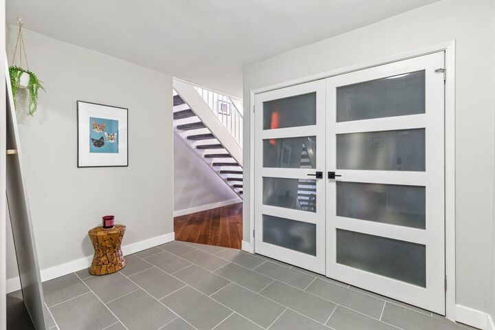 Property Photo:  1505 8 Avenue NW 419  AB T2N 4N7 