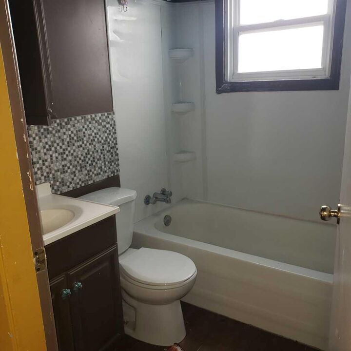 Property Photo:  8611 47 Avenue NW  AB T3B 2A1 