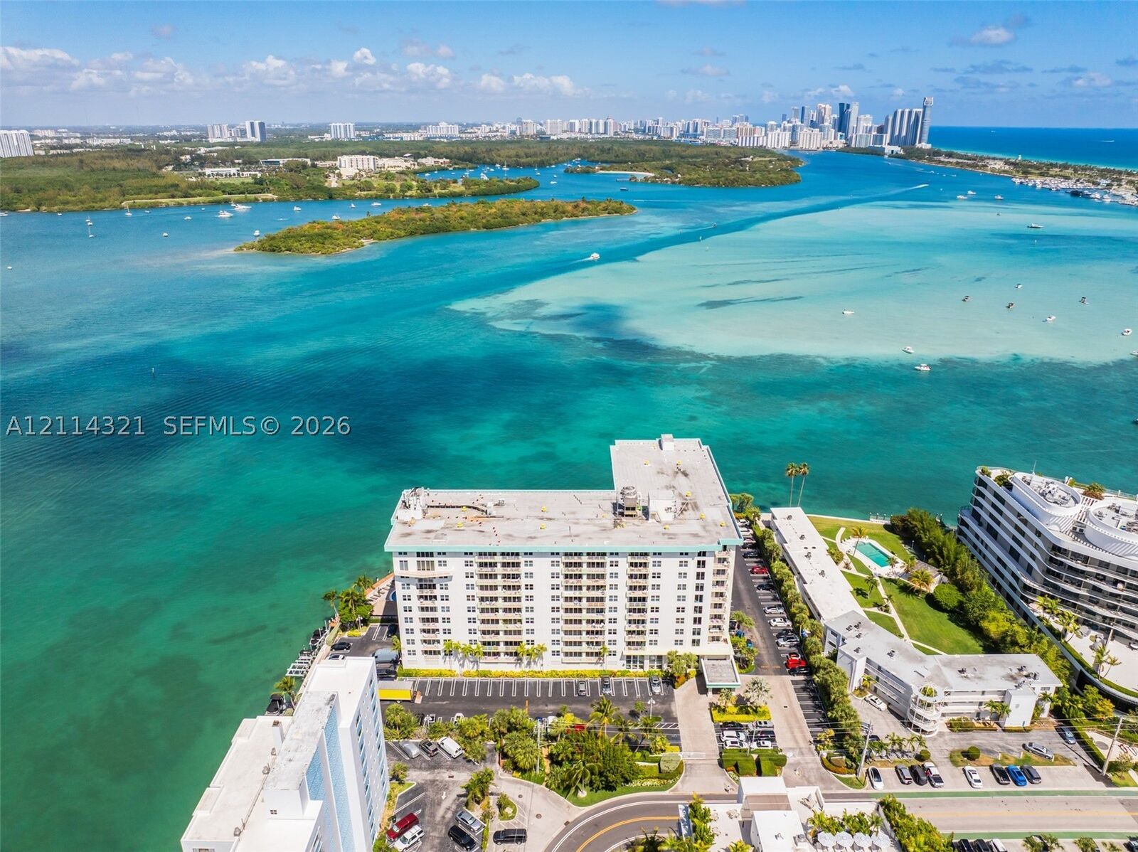Property Photo:  10350 W Bay Harbor Dr 9C  FL 33154 