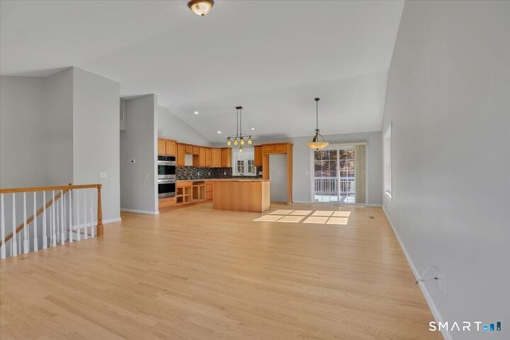 Property Photo: 8 Callahan Lane CT 06118