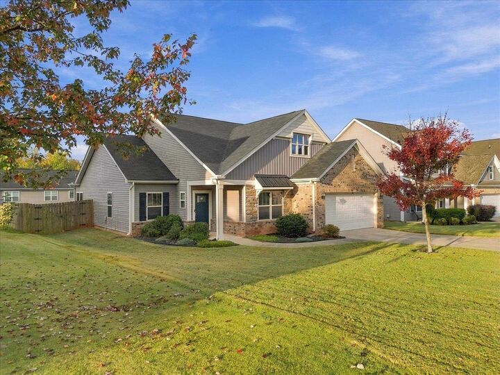 Property Photo: 565 Goldstone Lane SC 29316