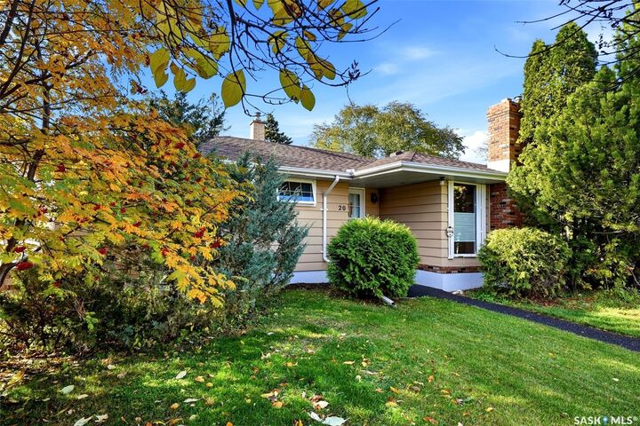 Property Photo:  20 Montgomery Road  SK S4S 5C4 