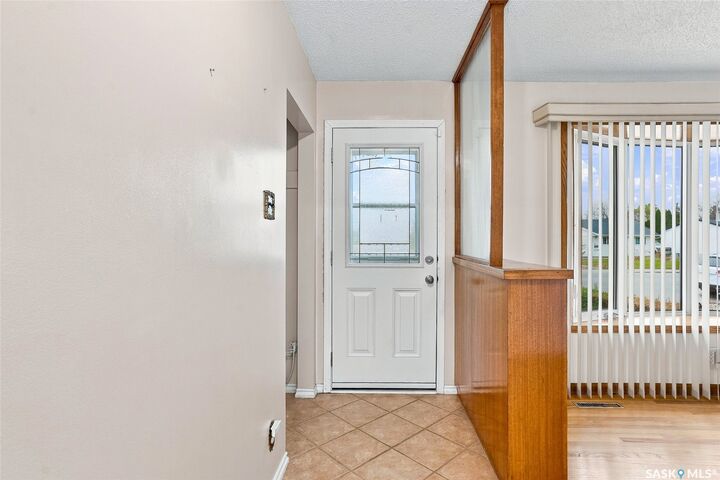 Property Photo: 2711 Rusholme Road SK S7L 0H3