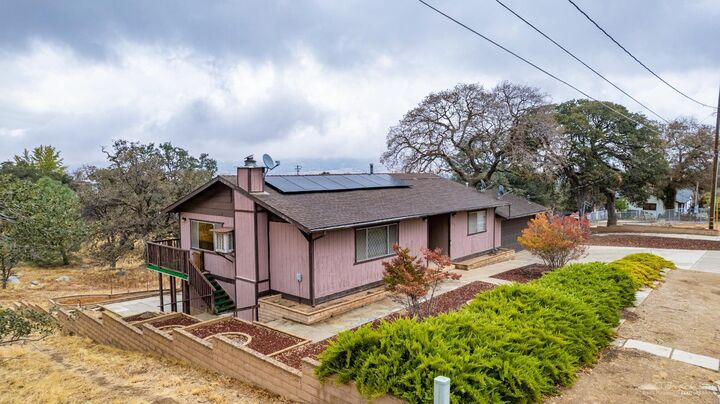 Property Photo:  21908 Valley Vista Drive  CA 93561 