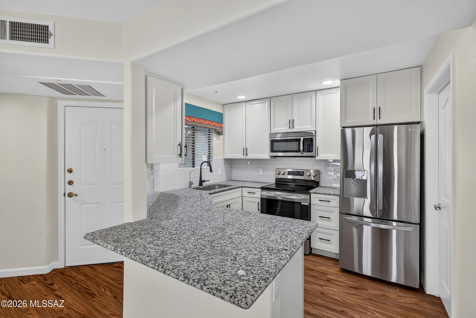 Property Photo: 5751 N Kolb Road 18102 AZ 85750