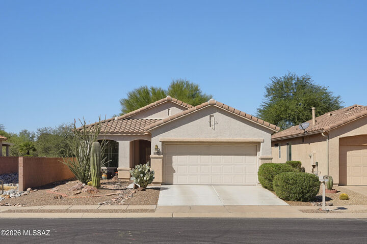 Property Photo: 9775 N Sandy Mesa Place AZ 85743