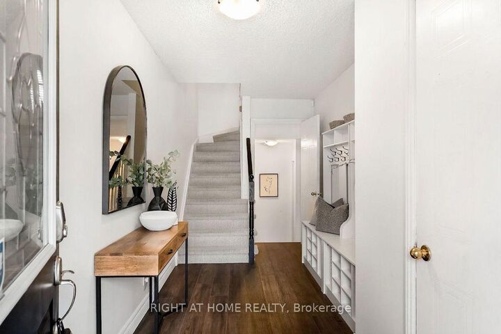 Property Photo:  65 Sprucedale Way 31  ON L1N 9T9 