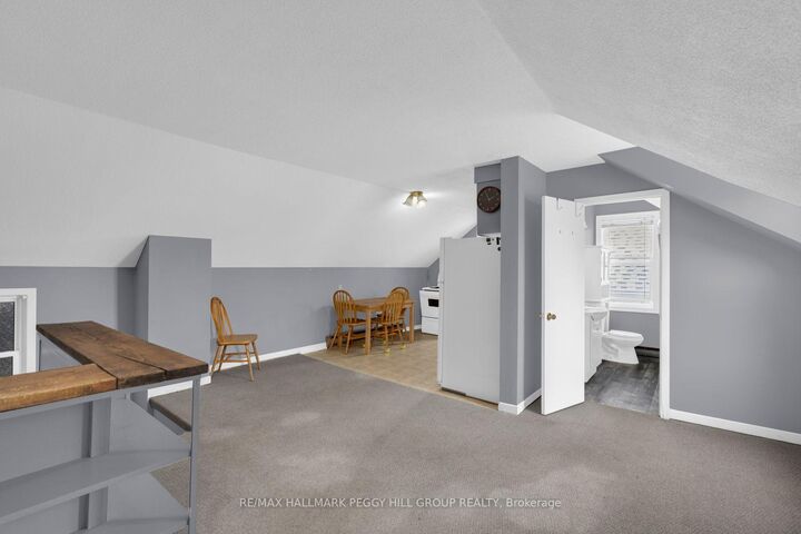 Photo de la propriété:  246 Mary Street  ON L3V 3E6 