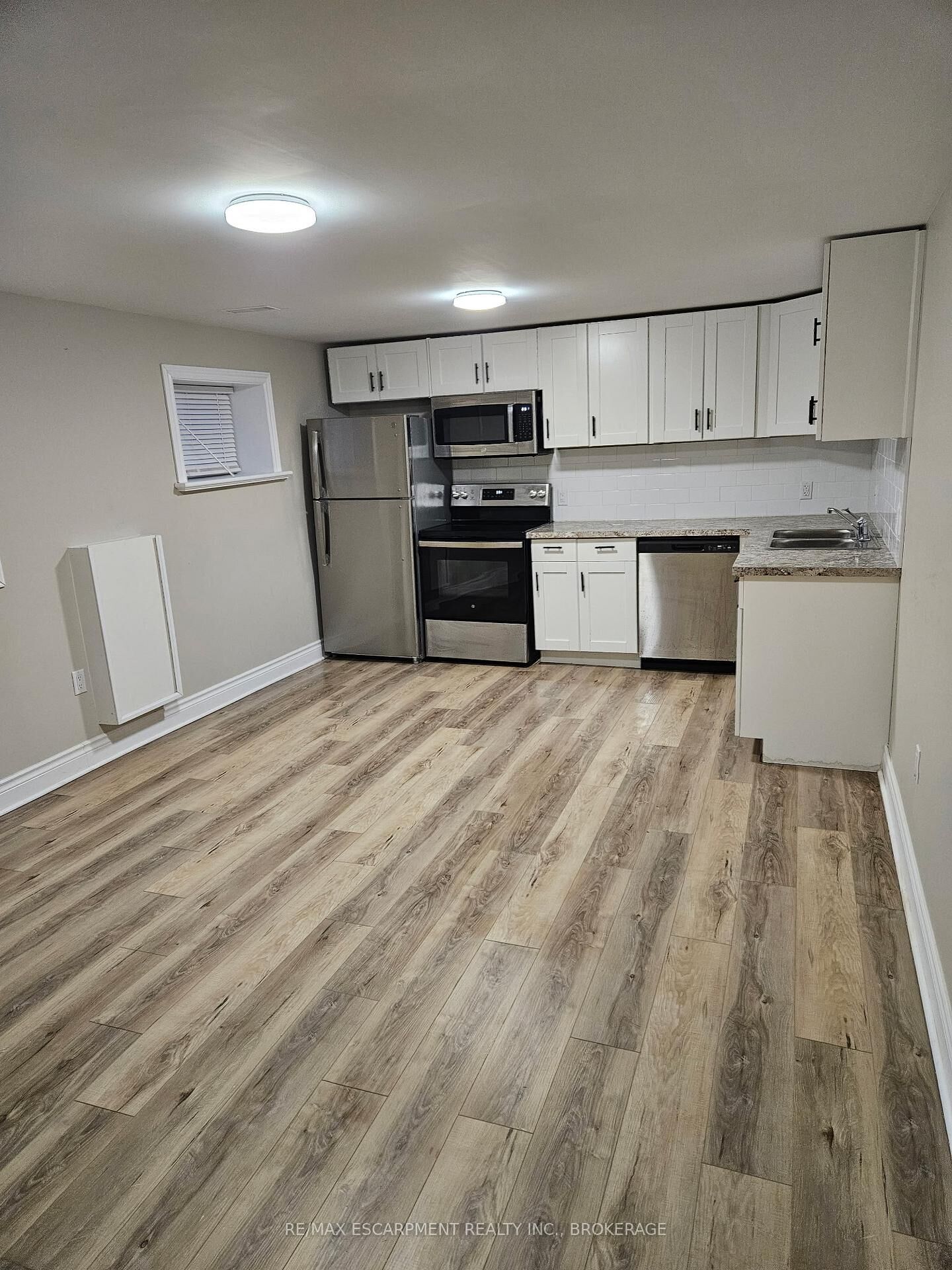 Property Photo: 539 Woodlawn Road 2 ON L3C 3K2