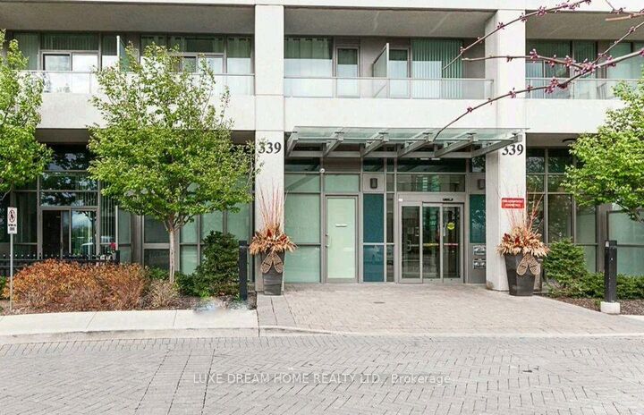 Property Photo:  339 Rathburn Street W 2508  ON L5B 0K6 