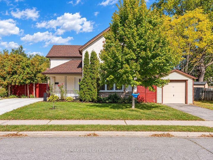 Property Photo:  116 Victoria Avenue  ON N1S 1X9 