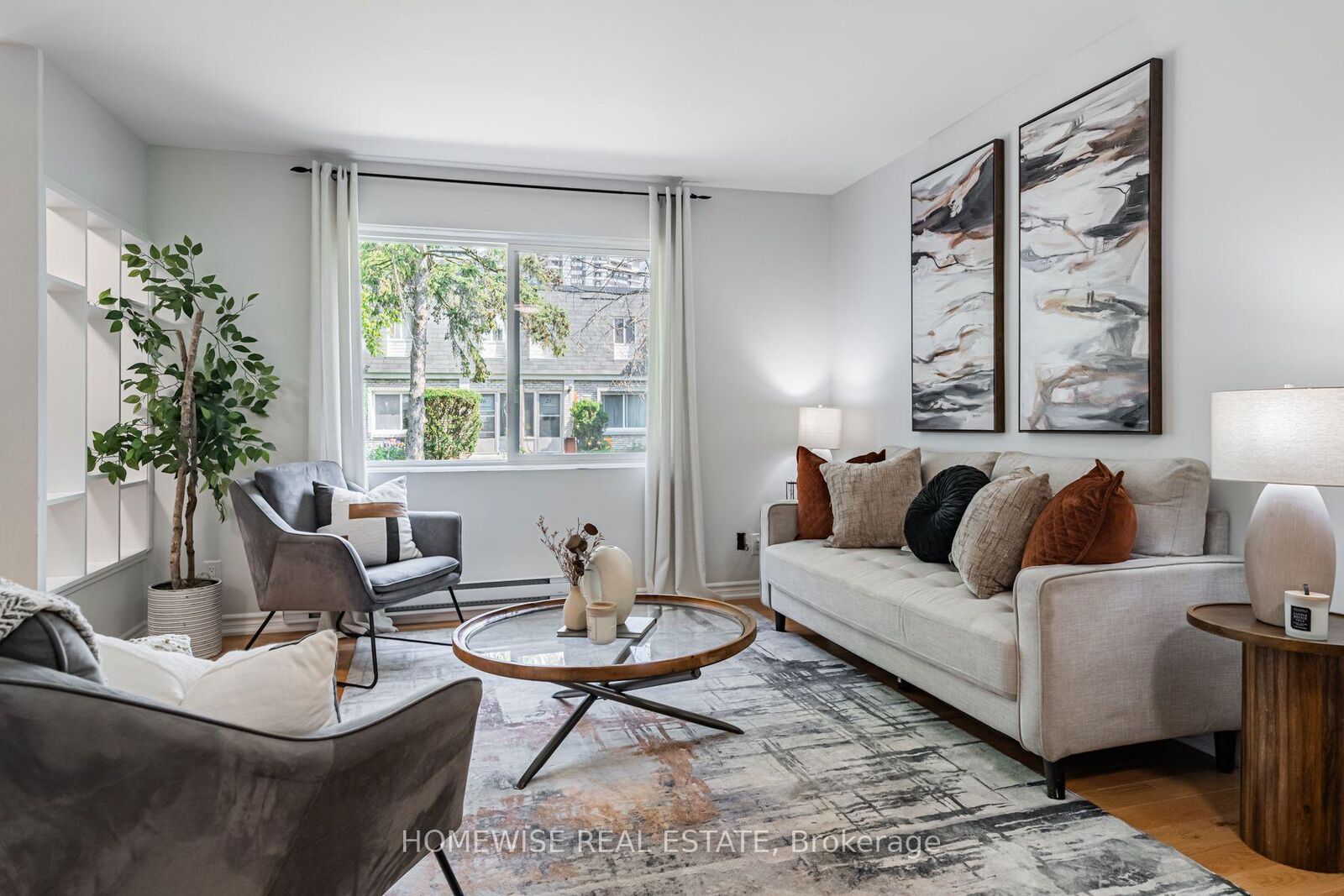 Property Photo:  1350 Winding Trail 15  ON L4Y 2T8 